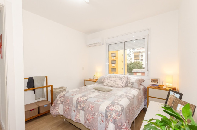 Imagem Apartamento com 3 Quartos à Venda, 65 m² em Petrópolis - Porto Alegre Imagem Apartamento com 3 Quartos à Venda, 65 m² em Petrópolis - Porto Alegre