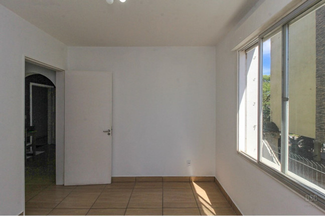 Imagem Imóvel com 2 Quartos à Venda, 60 m² em Ipanema - Porto Alegre Imagem Imóvel com 2 Quartos à Venda, 60 m² em Ipanema - Porto Alegre