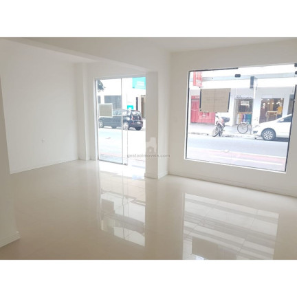 Sala Comercial à Venda, 29 m² em Centro - Balneário Camboriú