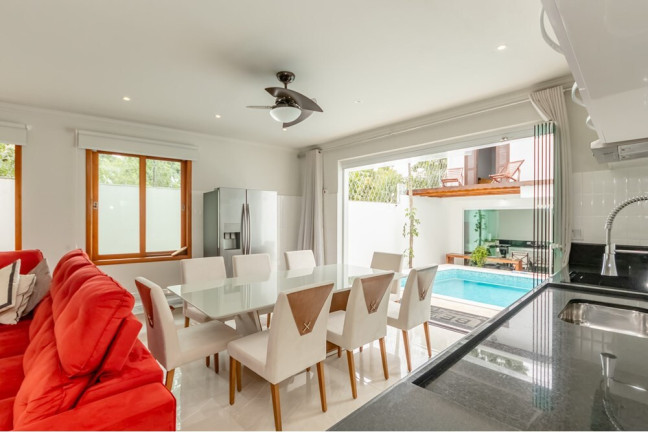 Imagem Casa com 3 Quartos à Venda, 247 m² em Guarapiranga - São Paulo Imagem Casa com 3 Quartos à Venda, 247 m² em Guarapiranga - São Paulo