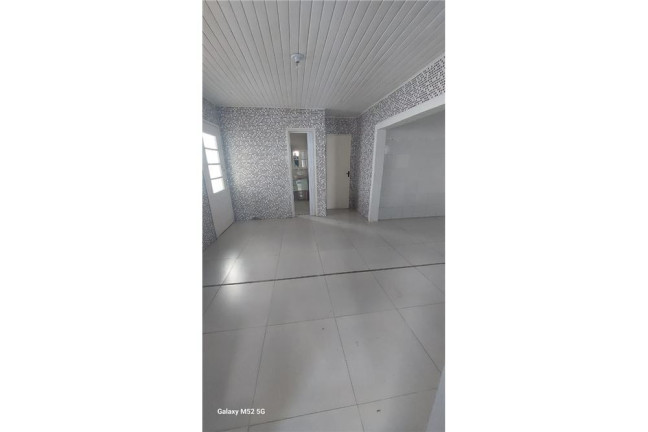 Imagem Casa com 3 Quartos à Venda,  em Partenon - Porto Alegre