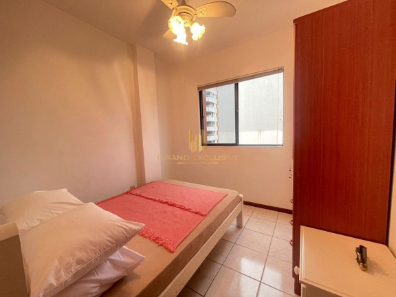 Imagem Apartamento com 2 Quartos à Venda, 70 m² em Centro - Balneário Camboriú