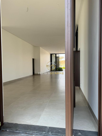 Imagem Casa com 4 Quartos à Venda, 480 m² em Loteamento Portal Do Sol I - Goiânia