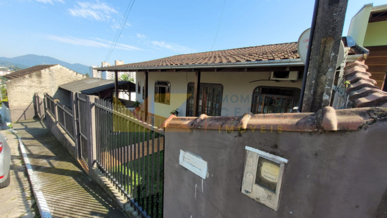 Imagem Casa com 3 Quartos à Venda, 172 m² em água Verde - Blumenau Imagem Casa com 3 Quartos à Venda, 172 m² em água Verde - Blumenau