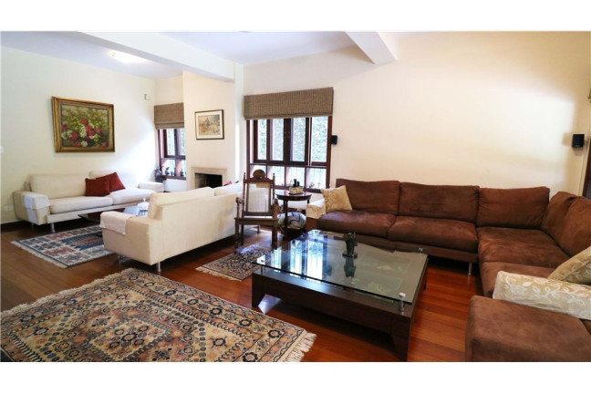 Imagem Casa com 5 Quartos à Venda,  em Boaçava - São Paulo