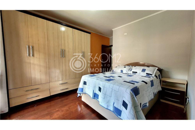 Imagem Casa com 5 Quartos à Venda, 250 m² em Parque Jaçatuba - Santo André Imagem Casa com 5 Quartos à Venda, 250 m² em Parque Jaçatuba - Santo André