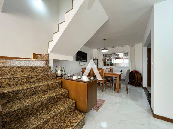 Imagem Casa com 4 Quartos à Venda, 146 m² em Carlos Guinle - Teresópolis Imagem Casa com 4 Quartos à Venda, 146 m² em Carlos Guinle - Teresópolis