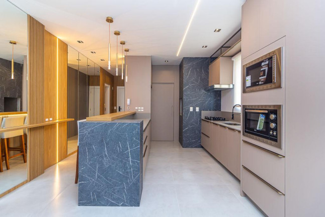 Imagem Apartamento com 3 Quartos à Venda, 126 m² em Pioneiros - Balneário Camboriú Imagem Apartamento com 3 Quartos à Venda, 126 m² em Pioneiros - Balneário Camboriú