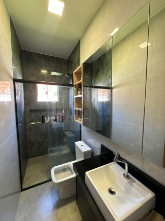 Imagem Casa com 3 Quartos à Venda, 120 m² em Loteamento Alphaville Residencial - Goiânia Imagem Casa com 3 Quartos à Venda, 120 m² em Loteamento Alphaville Residencial - Goiânia