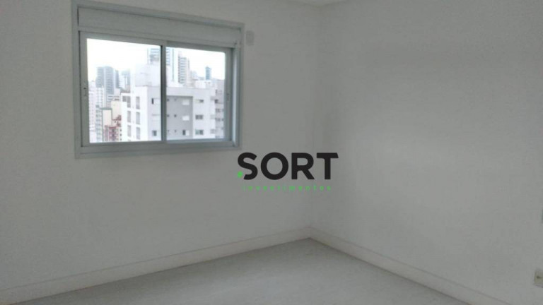 Imagem Apartamento com 3 Quartos à Venda, 128 m² em Centro - Balneário Camboriú