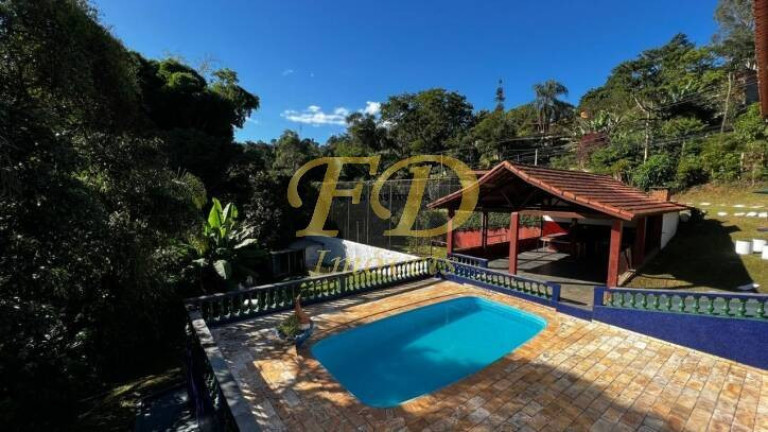 Imagem Chácara com 4 Quartos à Venda, 1.350 m² em Jundiaizinho (terra Preta) - Mairiporã Imagem Chácara com 4 Quartos à Venda, 1.350 m² em Jundiaizinho (terra Preta) - Mairiporã