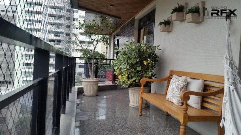 Apartamento com 3 Quartos à Venda, 215 m² em Santa Rosa - Niterói