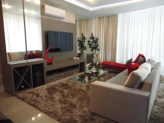 Imagem Apartamento com 3 Quartos à Venda, 170 m² em Centro - Balneário Camboriú