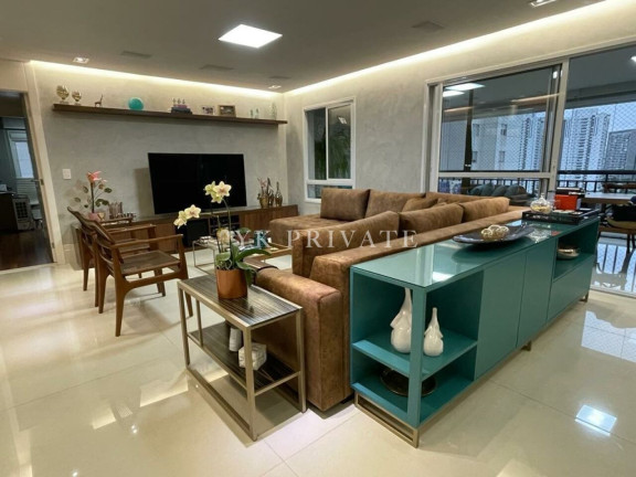 Apartamento com 3 Quartos à Venda, 168 m² em água Branca - São Paulo