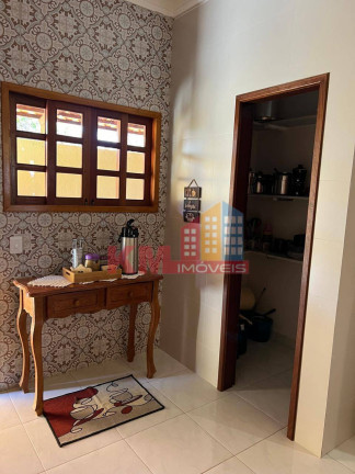 Imagem Casa com 3 Quartos à Venda, 210 m² em Centro - Martins Imagem Casa com 3 Quartos à Venda, 210 m² em Centro - Martins