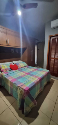 Imagem Casa com 3 Quartos à Venda, 450 m² em Jardim Vinte E Cinco De Agosto - Duque De Caxias