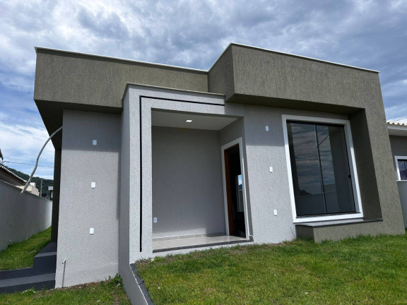 Casa com 3 Quartos à Venda, 240 m² em Maricá