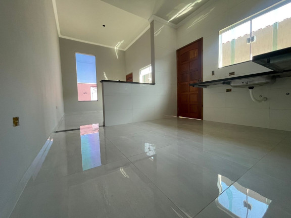 Imagem Casa com 2 Quartos à Venda, 67 m² em Jardim Suarão - Itanhaém