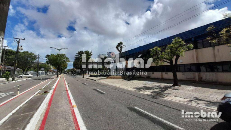 Imagem Edifício Residencial para Alugar, 1.330 m² em Vila União - Fortaleza Imagem Edifício Residencial para Alugar, 1.330 m² em Vila União - Fortaleza