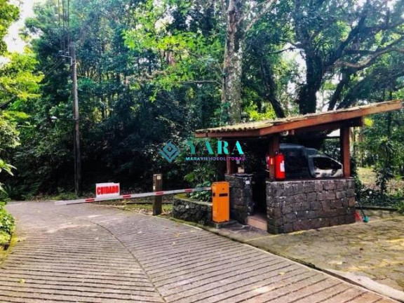 Imagem Casa com 3 Quartos à Venda, 1.500 m² em Veloso - Ilhabela