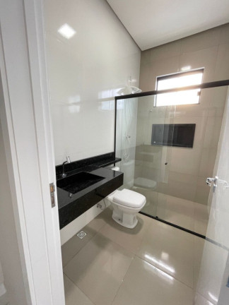 Imagem Casa com 3 Quartos à Venda, 225 m² em Ponta Negra - Manaus Imagem Casa com 3 Quartos à Venda, 225 m² em Ponta Negra - Manaus