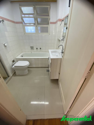 Imagem Apartamento com 2 Quartos para Alugar, 95 m² em Gonzaga - Santos
