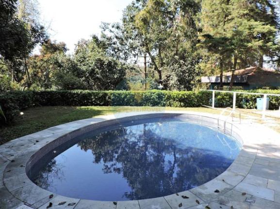 Casa de Condomínio com 6 Quartos para Alugar, 550 m² em Granja Viana - Carapicuíba