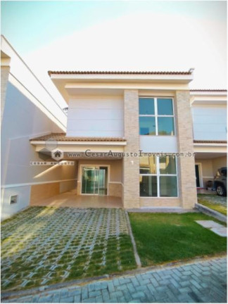 Imagem Casa com 3 Quartos à Venda, 193 m² em Centro - Eusébio Imagem Casa com 3 Quartos à Venda, 193 m² em Centro - Eusébio