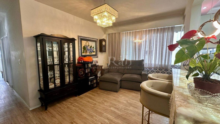 Imagem Apartamento com 2 Quartos à Venda, 78 m² em Centro - Balneário Camboriú