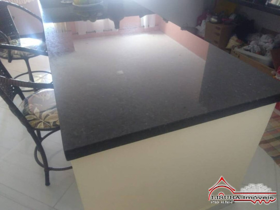 Imagem Casa com 5 Quartos à Venda, 232 m² em Centro - Jacareí Imagem Casa com 5 Quartos à Venda, 232 m² em Centro - Jacareí
