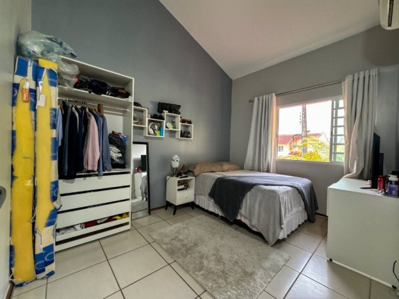 Imagem Casa com 3 Quartos à Venda, 180 m² em Parque 10 De Novembro - Manaus Imagem Casa com 3 Quartos à Venda, 180 m² em Parque 10 De Novembro - Manaus