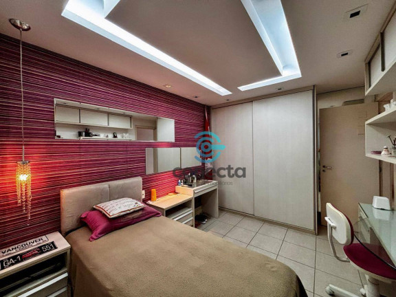 Imagem Apartamento com 4 Quartos à Venda, 140 m² em Icaraí - Niterói Imagem Apartamento com 4 Quartos à Venda, 140 m² em Icaraí - Niterói
