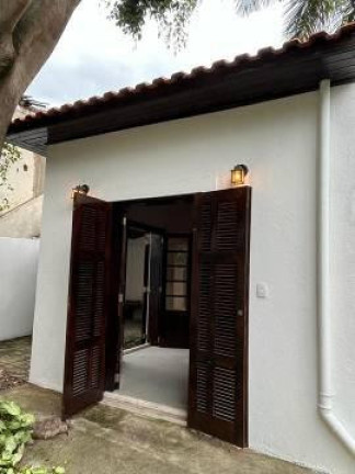 Imagem Casa com 2 Quartos à Venda, 301 m² em Jardim Paulista - São Paulo Imagem Casa com 2 Quartos à Venda, 301 m² em Jardim Paulista - São Paulo