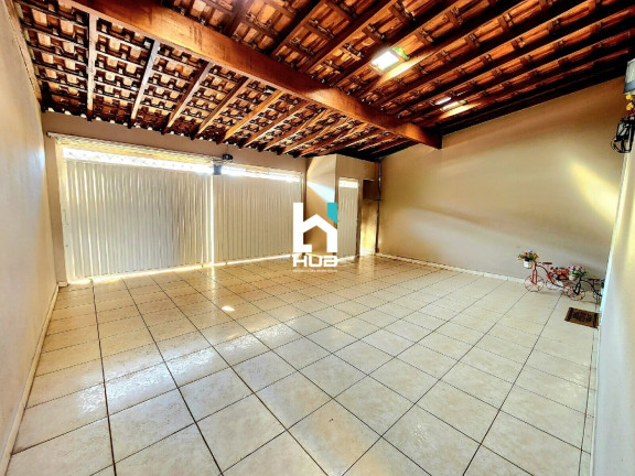 Imagem Casa com 3 Quartos à Venda, 150 m²
