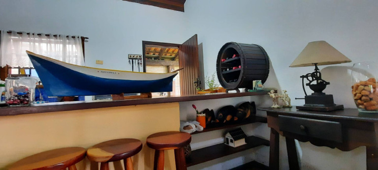 Imagem Casa com 6 Quartos à Venda, 500 m² em Barra Velha - Ilhabela