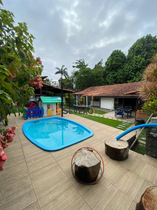 Casa de Condomínio com 3 Quartos à Venda, 480 m² em Badu - Niterói