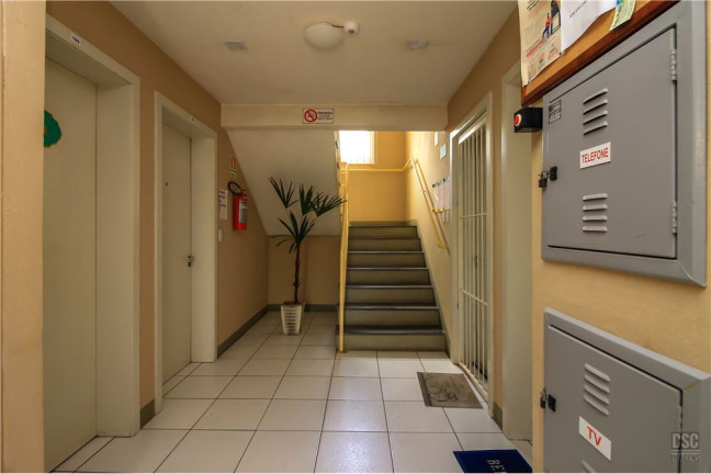 Imagem Imóvel com 2 Quartos à Venda, em Hípica - Porto Alegre Imagem Imóvel com 2 Quartos à Venda, em Hípica - Porto Alegre