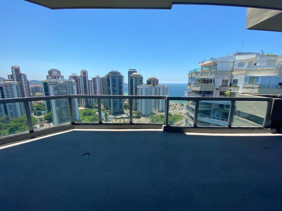 Imagem Cobertura à Venda,  em Barra Da Tijuca - Rio De Janeiro