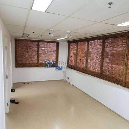 Imagem Sala Comercial à Venda ou Locação, 31 m² em Vila Olímpia - São Paulo Imagem Sala Comercial à Venda ou Locação, 31 m² em Vila Olímpia - São Paulo