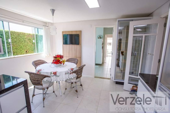 Imagem Casa com 4 Quartos à Venda, 313 m² em Praia Brava De Itajaí - Itajaí Imagem Casa com 4 Quartos à Venda, 313 m² em Praia Brava De Itajaí - Itajaí