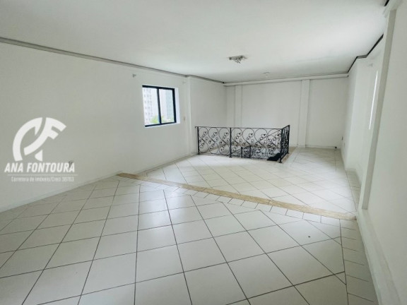Imagem Cobertura com 3 Quartos à Venda, 257 m² em Centro - Balneário Camboriú