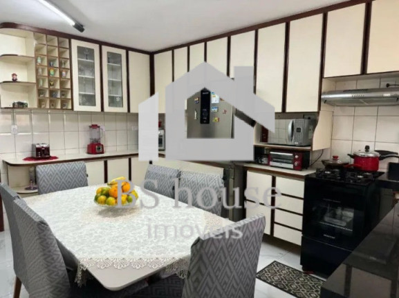 Imagem Sobrado com 2 Quartos para Alugar, 123 m² em Vila Bastos - Santo André