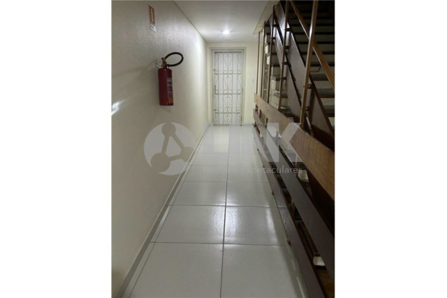 Imagem Apartamento com 1 Quarto à Venda, 47 m² em Azenha - Porto Alegre Imagem Apartamento com 1 Quarto à Venda, 47 m² em Azenha - Porto Alegre