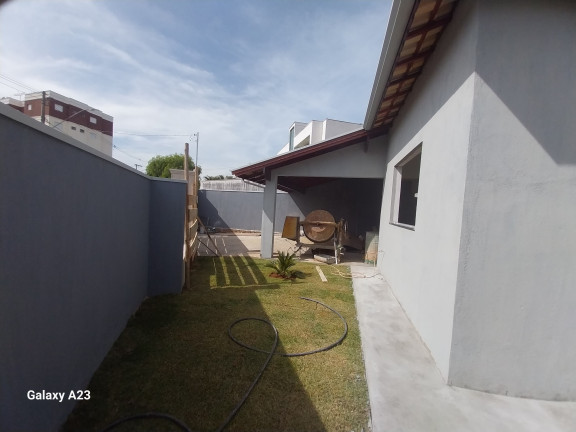 Imagem Casa com 3 Quartos à Venda, em Santa Rita - Pouso Alegre Imagem Casa com 3 Quartos à Venda, em Santa Rita - Pouso Alegre