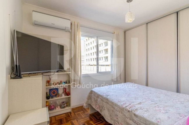 Imagem Apartamento com 3 Quartos à Venda, 68 m² em Higienópolis - Porto Alegre Imagem Apartamento com 3 Quartos à Venda, 68 m² em Higienópolis - Porto Alegre