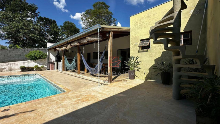 Imagem Casa com 3 Quartos à Venda, 221 m² em Serrinha - Bragança Paulista Imagem Casa com 3 Quartos à Venda, 221 m² em Serrinha - Bragança Paulista