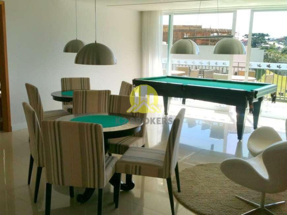 Imagem Casa com 3 Quartos à Venda, 307 m² em Butiatuvinha - Curitiba Imagem Casa com 3 Quartos à Venda, 307 m² em Butiatuvinha - Curitiba