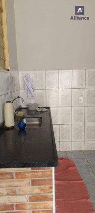 Imagem Casa com 2 Quartos à Venda, 130 m² em Santo Antônio - Louveira