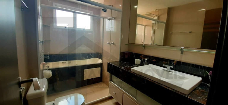 Imagem Apartamento com 3 Quartos à Venda, 250 m² em Umarizal - Belém
