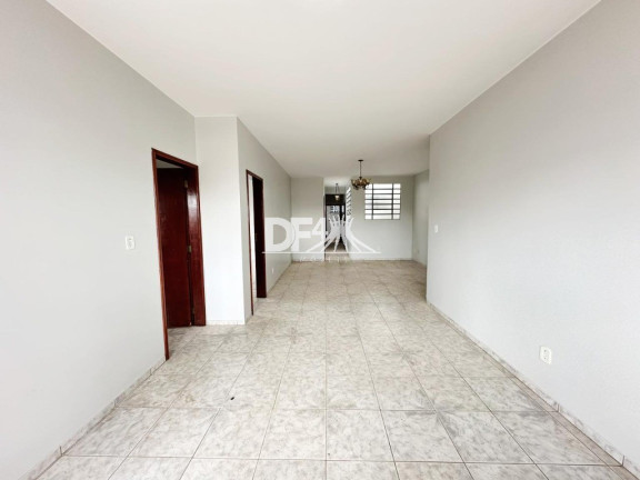 Imagem Casa com 3 Quartos para Alugar, 180 m² em Taguatinga Norte (taguatinga) - Brasília Imagem Casa com 3 Quartos para Alugar, 180 m² em Taguatinga Norte (taguatinga) - Brasília